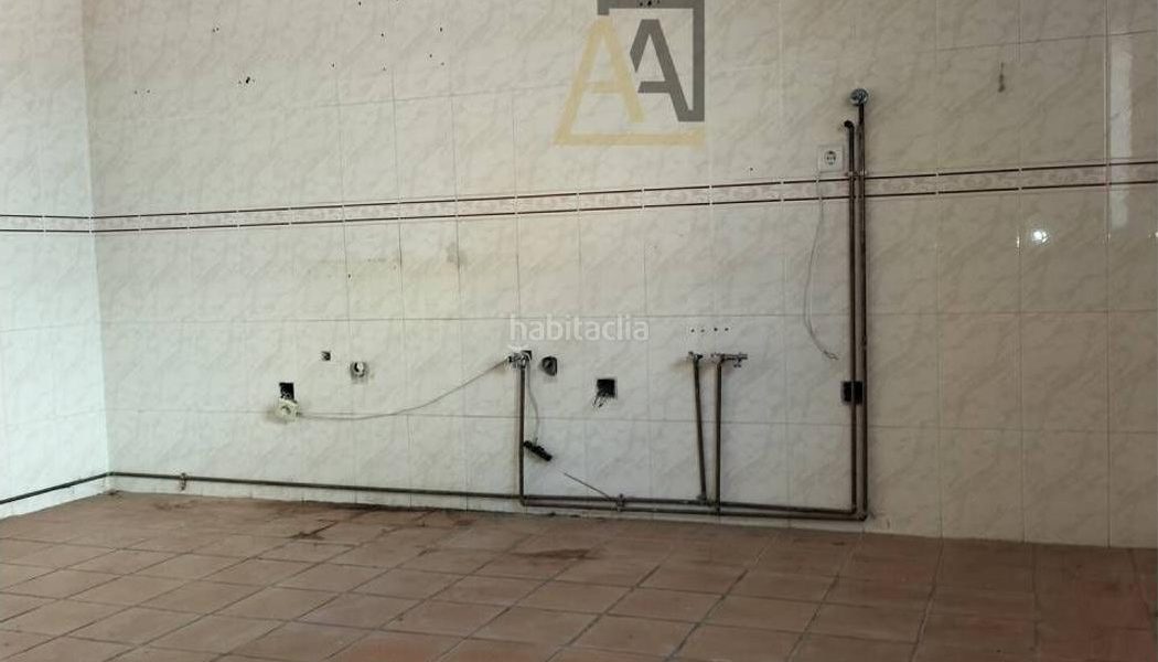 chalet-adosado-con-piscina-comunitaria-procedente-de-activo-ban-benavente_88163fae-33d9-41e2-b593-208f76f20782XL